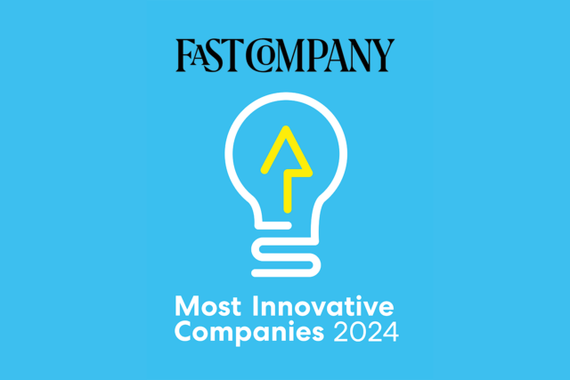 Logotipo de «Fast Company: Las empresas más innovadoras de 2024», con un diseño que incluye una bombilla y una flecha hacia arriba.